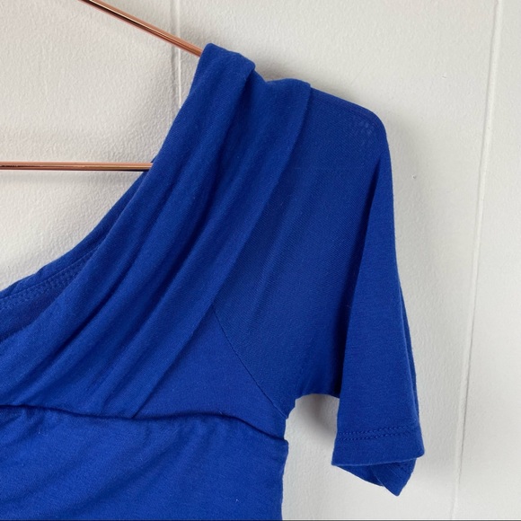 A Pea in the Pod Maternity Short Sleeve Crossover Top - Picture 7 of 7